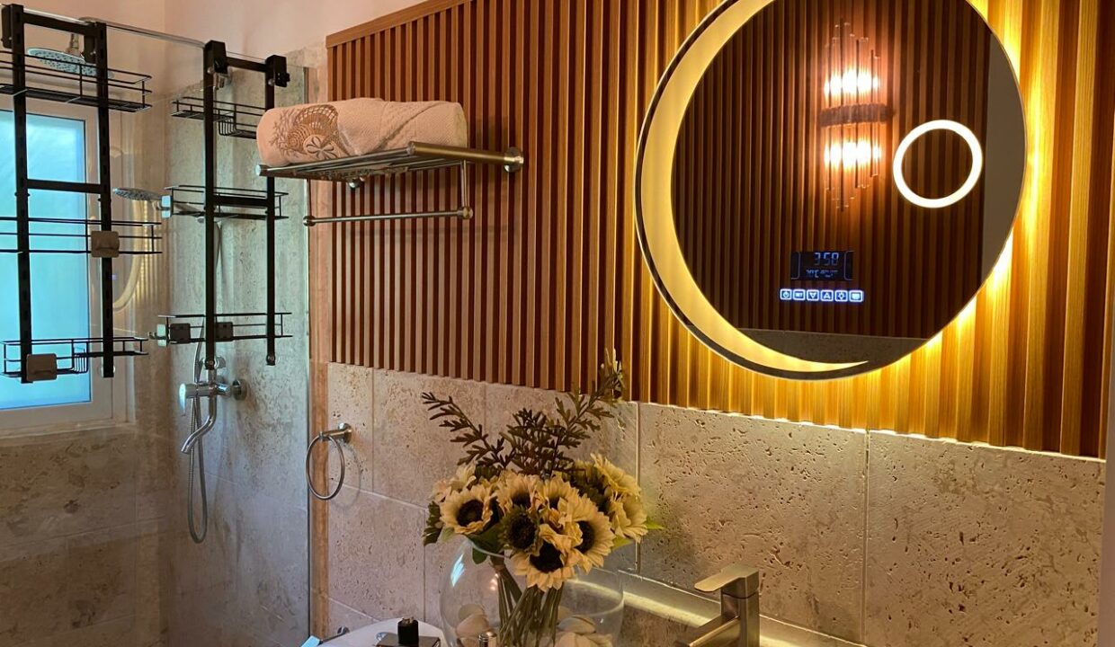 BAÑO 001