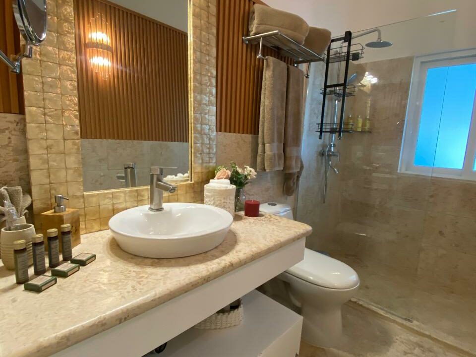 BAÑO 1