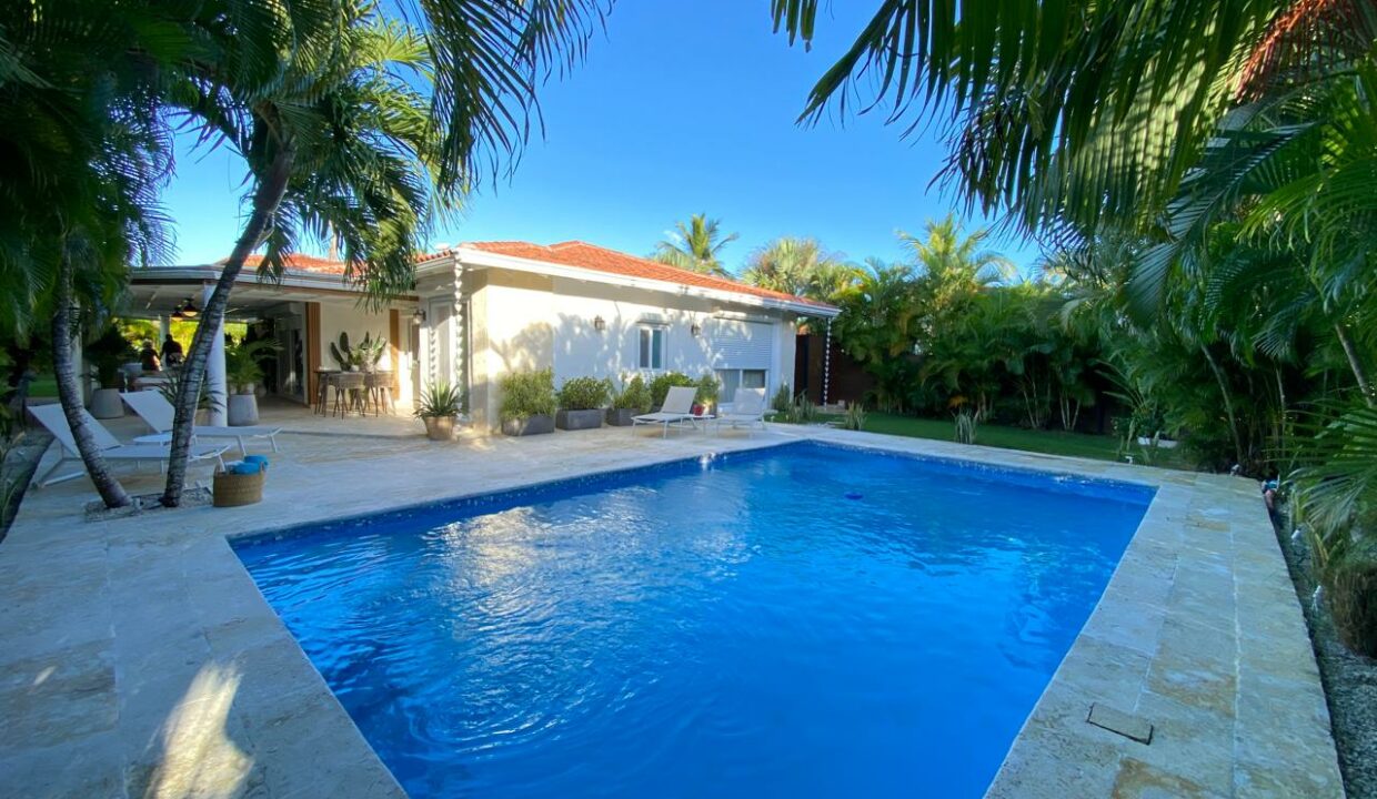PISCINA 2