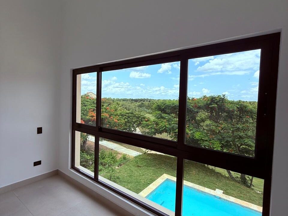 7cec228b-6206-42b1-81a3-e3726913613e