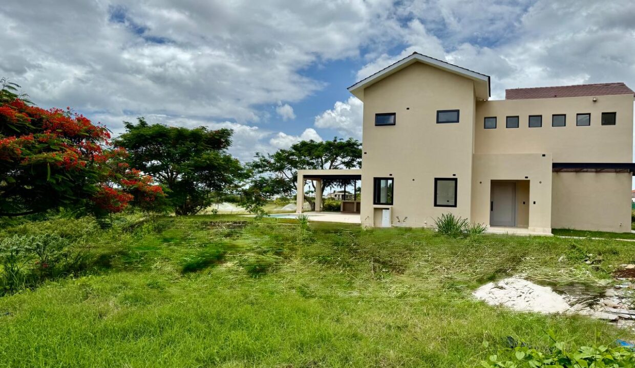 9c2aa8a6-7c9f-4ba8-8fdd-fb84a2c9c72b