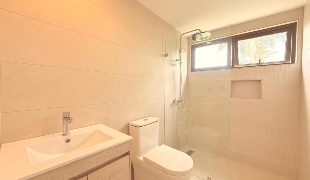 baff92de-636d-4fe2-a8c1-d02857e026cb