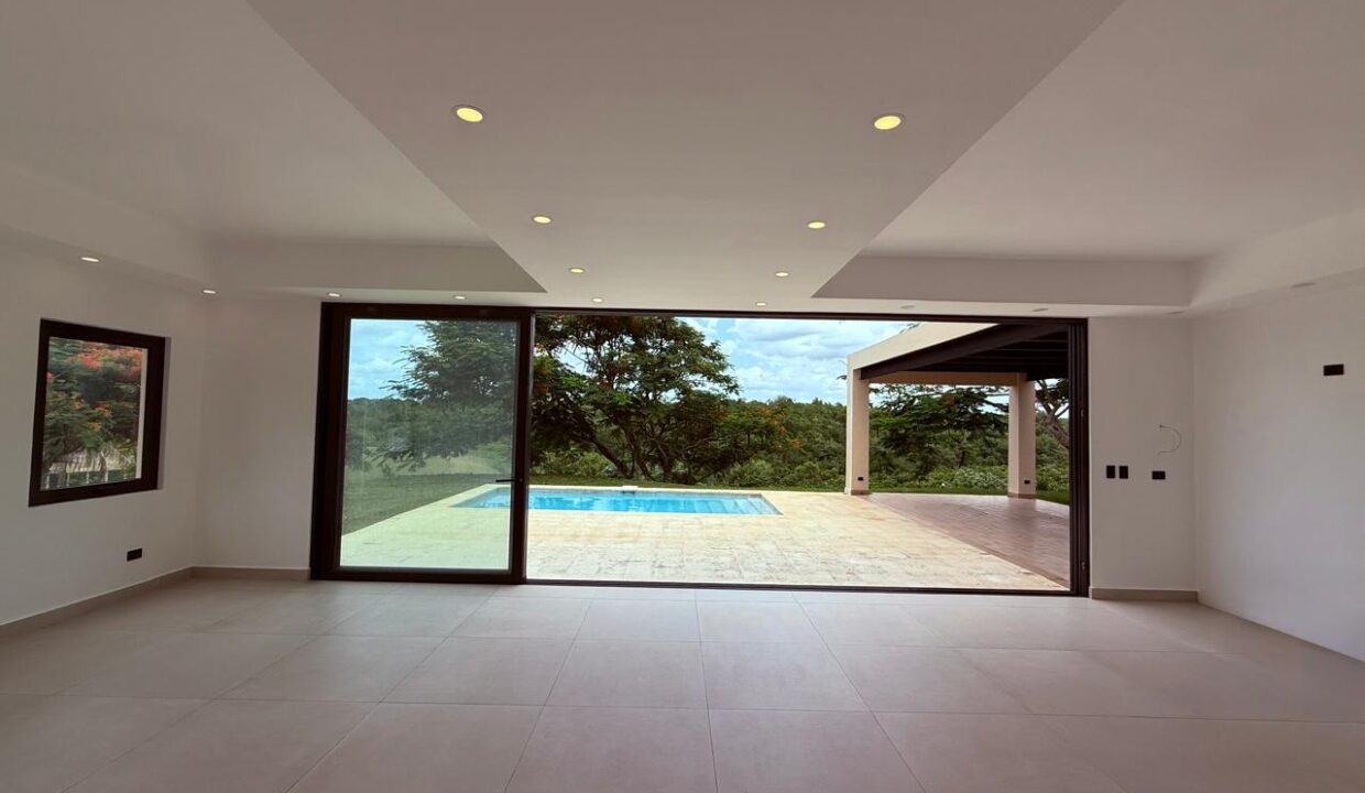 d400a1ee-7ae5-4d72-822c-e003d4f597ed