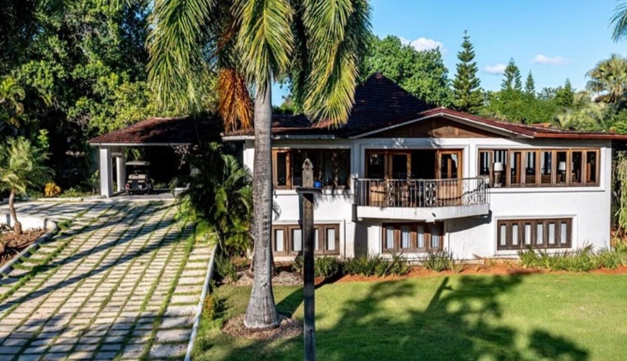 4b732cb4-fc82-4d2f-884f-e7d5a592ccf4