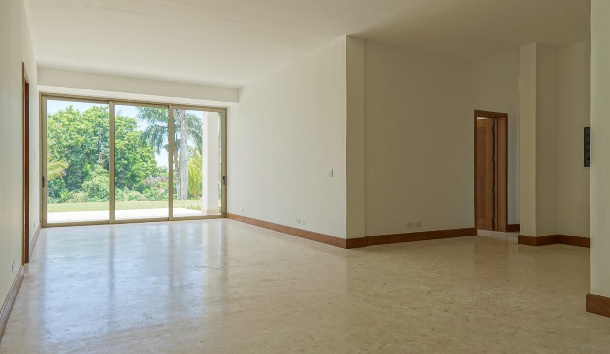 b6e2a403-4b79-4a2b-aa7c-1ae4f5355b51