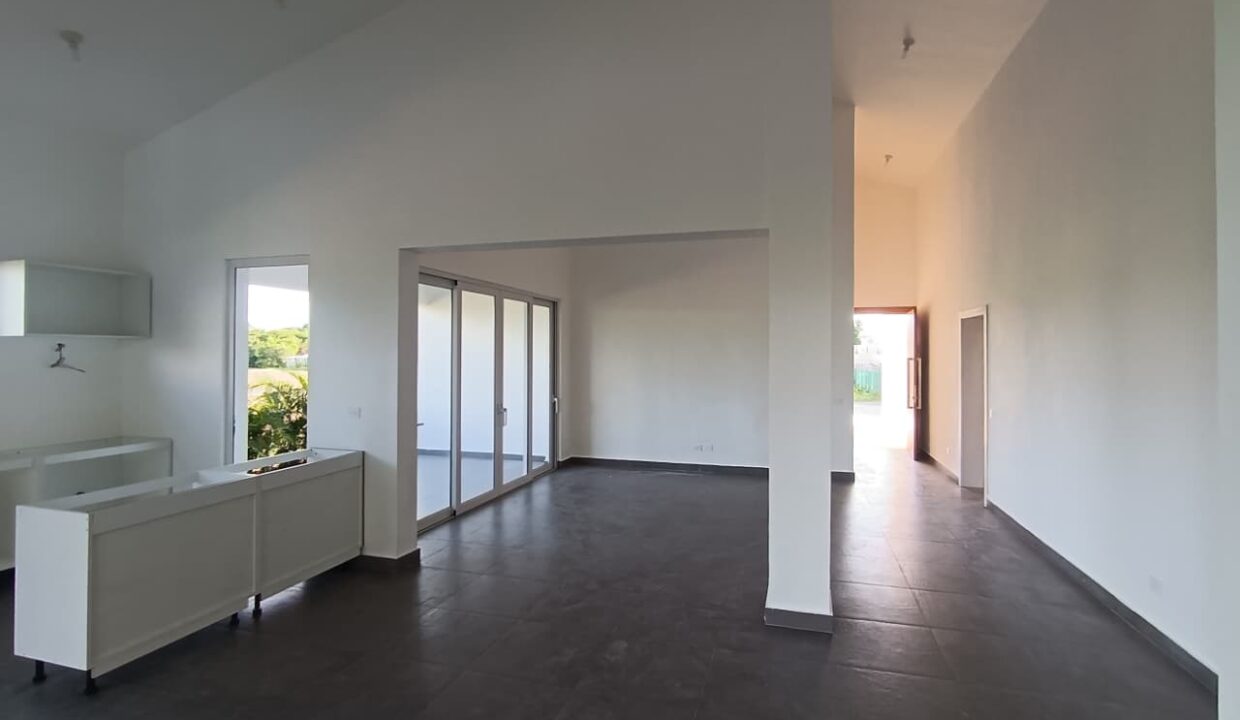 f0cce083-363e-4adc-a657-a815ee21cff9