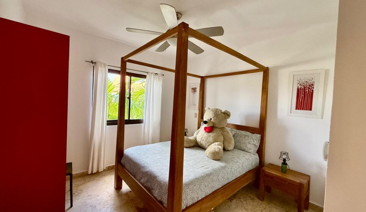 ceb3ce2d-3452-42da-8478-851c199b2b36