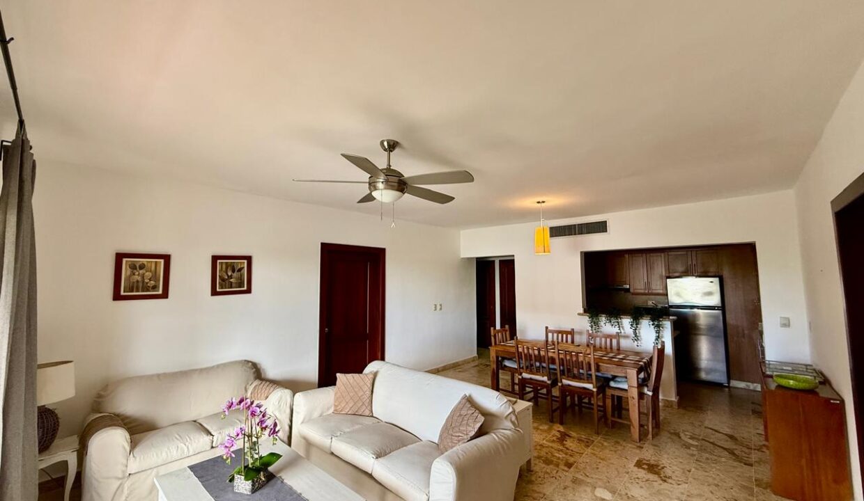 f1f1bb59-4860-40ca-8daf-fb46cc4c92a7