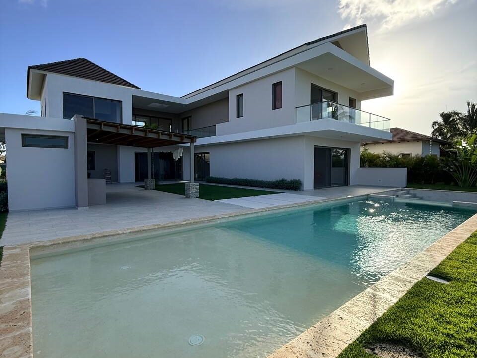 892fc596-92e1-4a00-a2f1-b2f6a5f71063