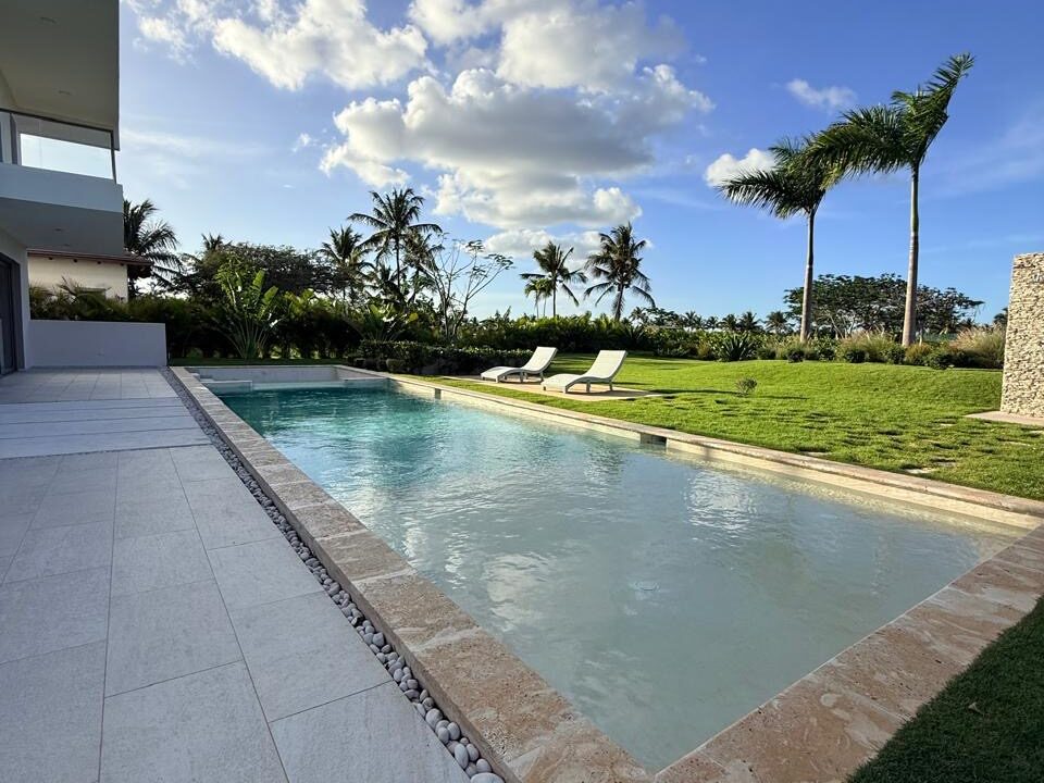 b190b23a-4fc6-4e73-b721-8590ab622721