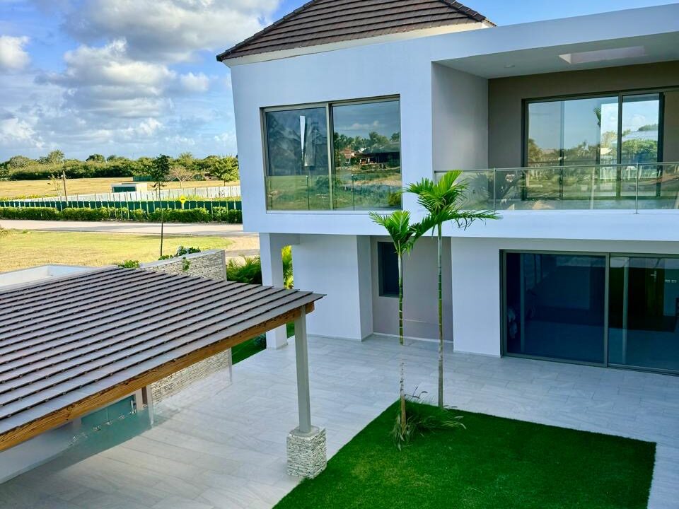 bc6889b1-8fbb-4a33-91cb-93d8ace3a0ec