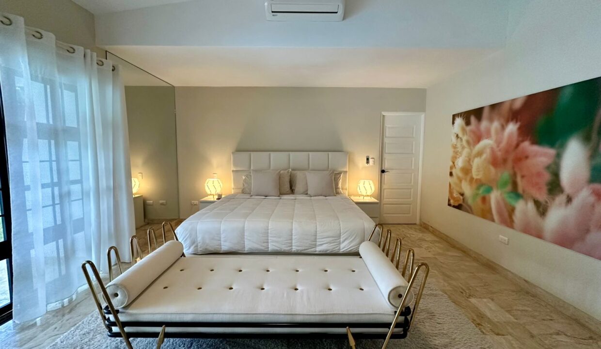 c28c7120-d48d-46b9-b6d2-8a87317b9cc4