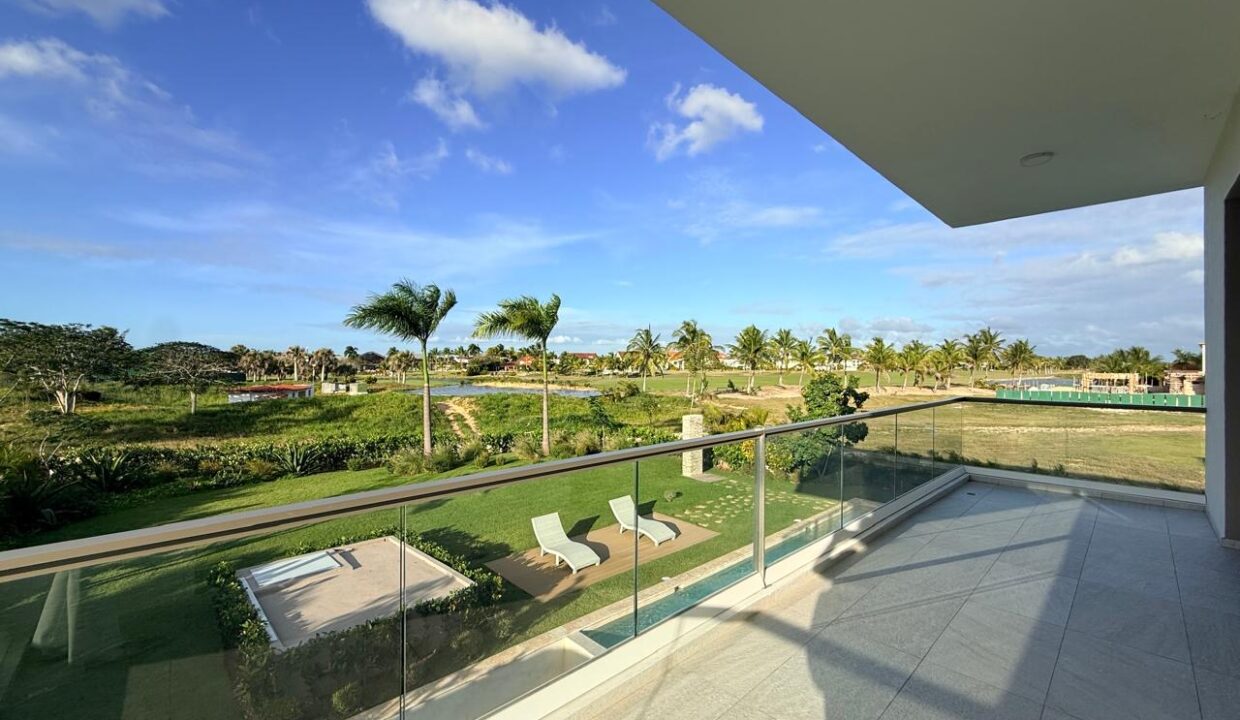 ddb8bf72-b660-44db-abf1-6dbaa6cc3a78