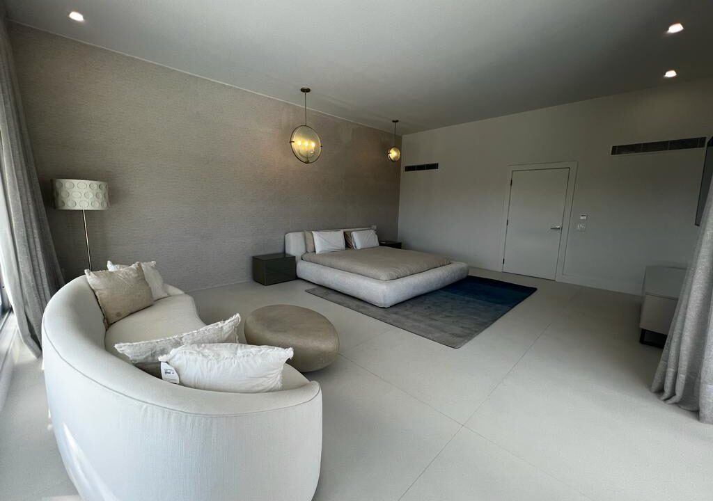 c0361cd5-580c-4664-9acf-2a74114f7e09