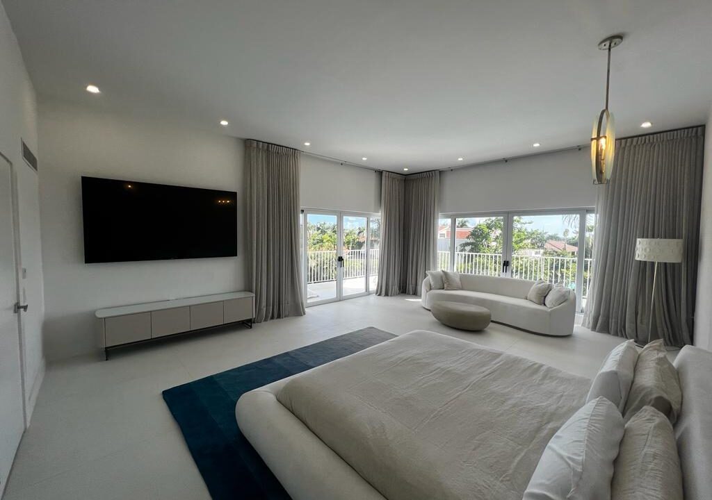 f142a4d1-906f-4f67-ab32-066b411a8d79